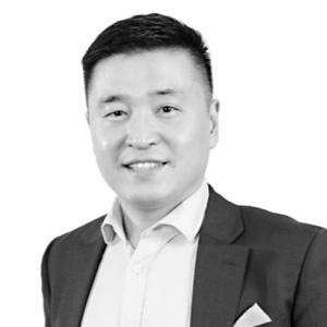 Tong Sun (Managing Director, Corporate Solutions Development, China of Jones Lang LaSalle Surveyors (Shanghai) Co., Ltd.)
